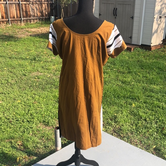 Handmade Mexican Dress - Picture 4 of 6